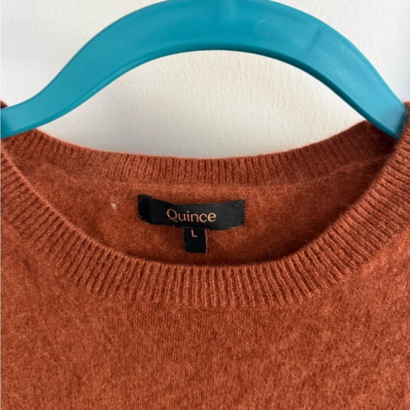 Quince Mongolian Cashmere Crewneck Sweater - Picture 2 of 4